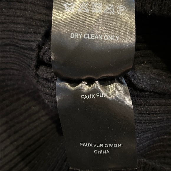 Stella & Lorenzo Faux Fur Cuff Sweater - Picture 4 of 8